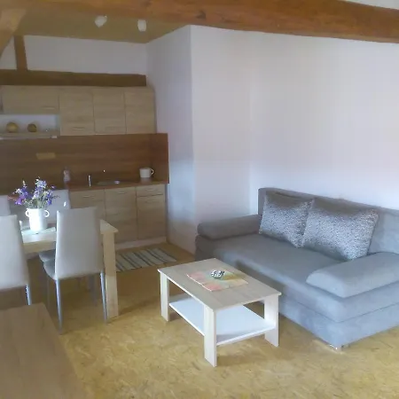 Apartmán Farma Nahlov Frymburk